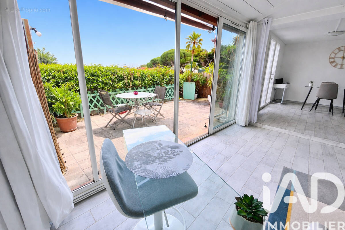 Photo 1 - Maison à COGOLIN