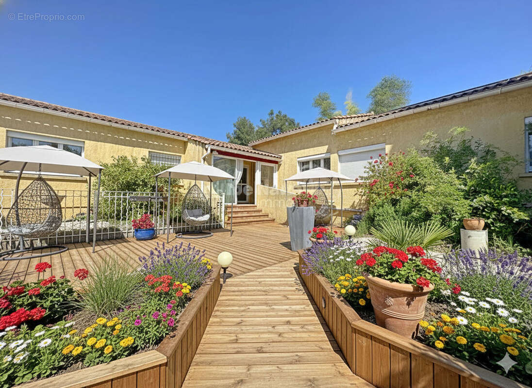 Maison à LUNEL-VIEL