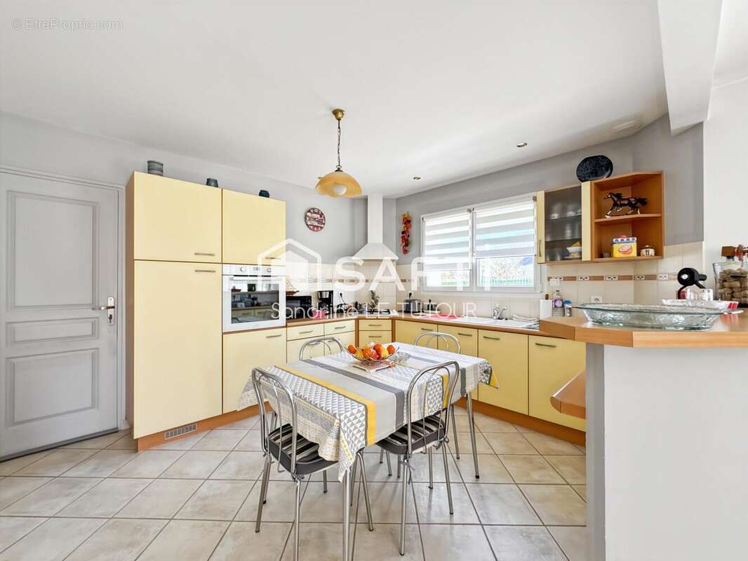 Photo 4 - Maison à SAINT-AVE