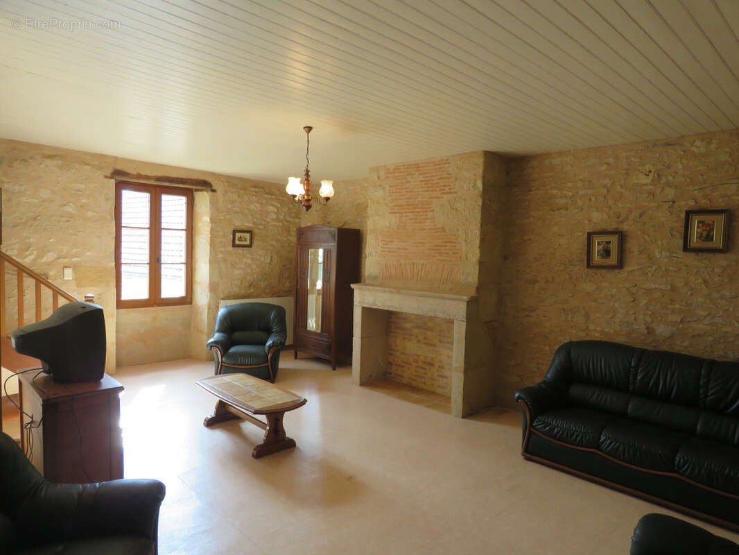 Maison à GRANGES-D'ANS