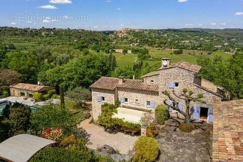 Maison à GORDES