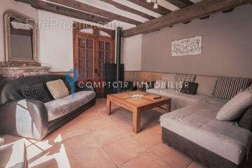 Dpt Haute Garonne 31- A vendre Boutx 31440- Maison T5 rénovée de 139 m2 sur terrain plat de 623 m2 - photo 5