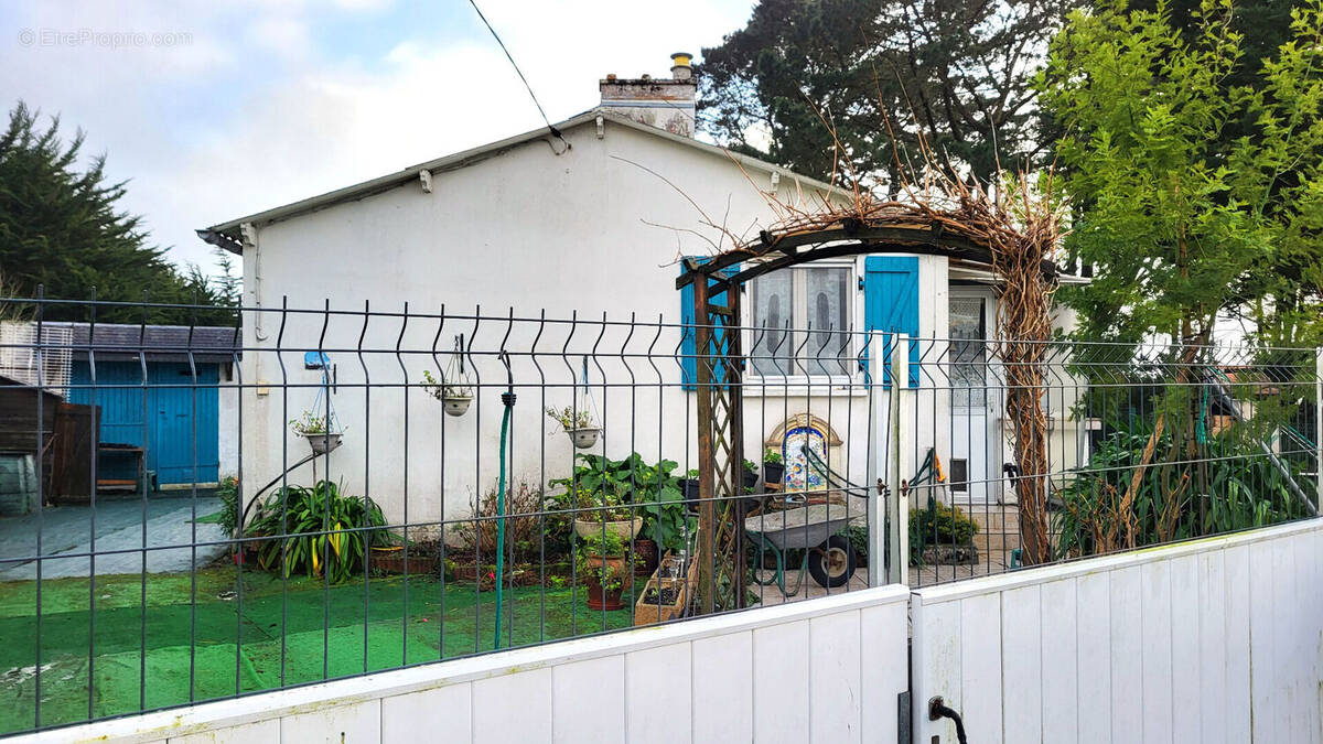 Maison à PLOUHARNEL