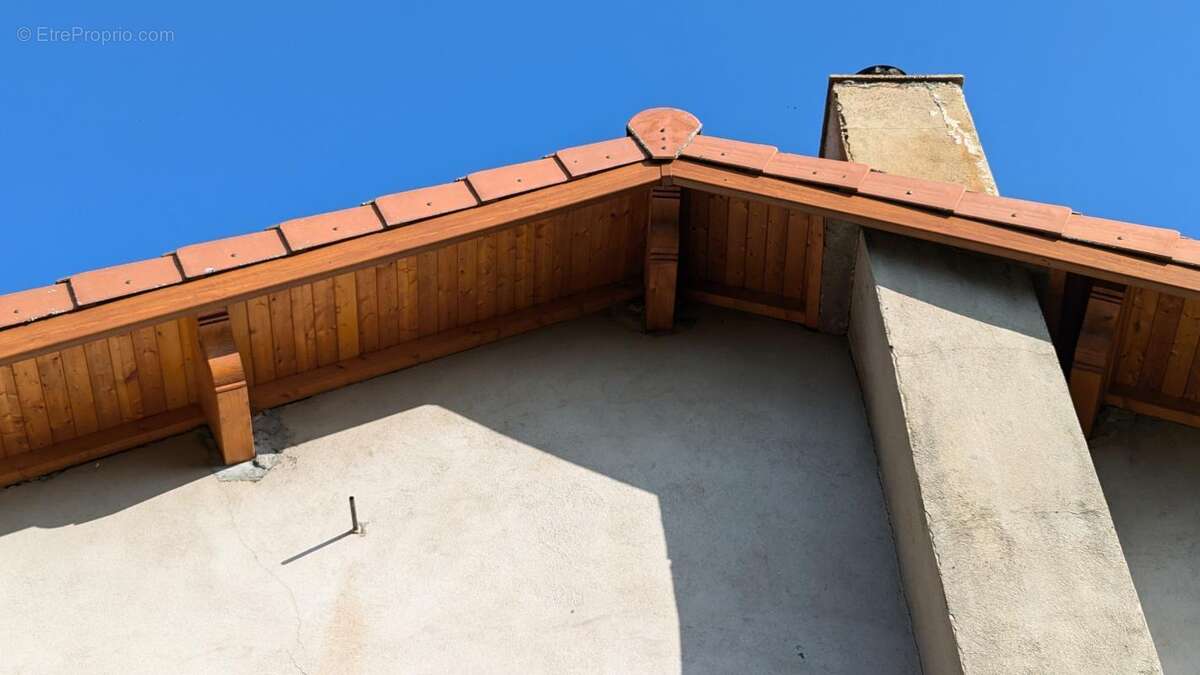 Maison à SAINT-REMY-SUR-DUROLLE