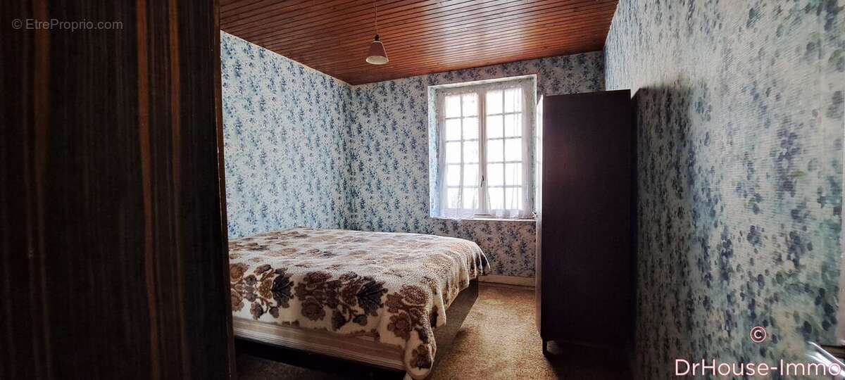 Maison à SAINT-MELOIR-DES-ONDES