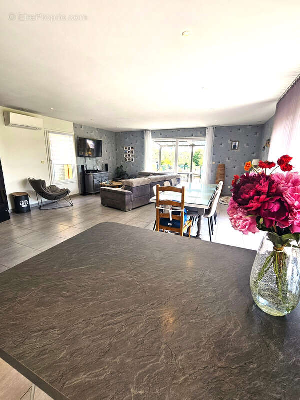 Maison à SAINT-REMIMONT