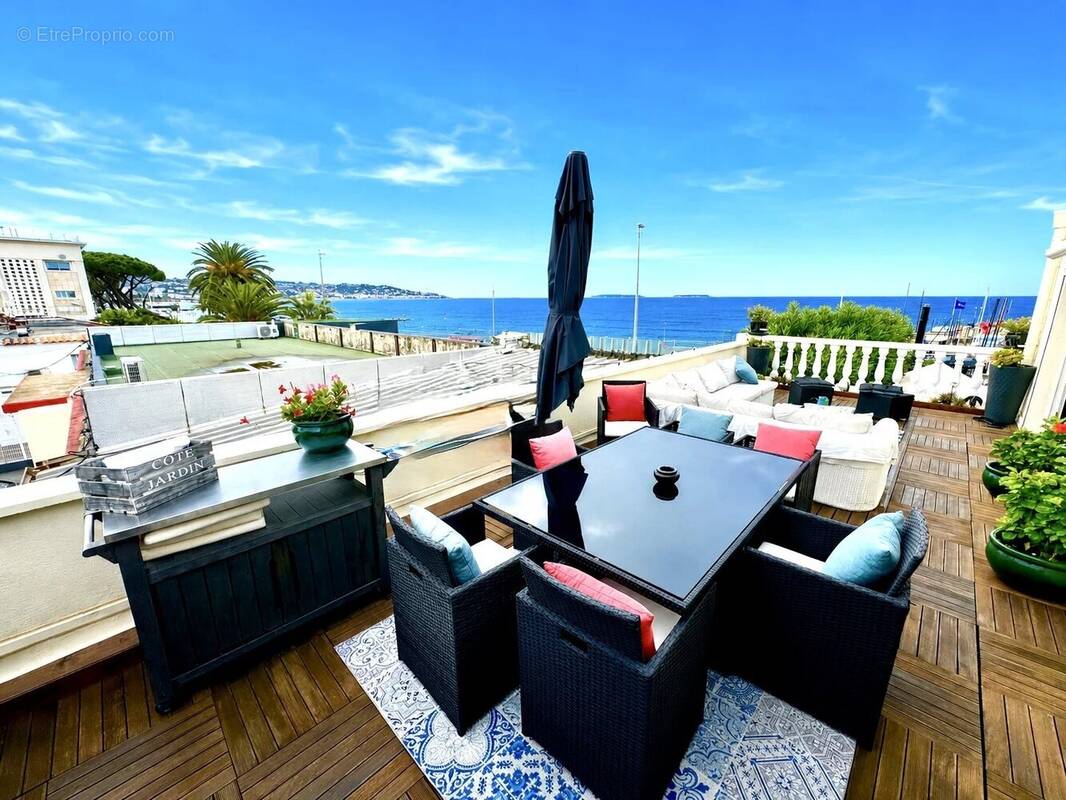 Appartement à CANNES