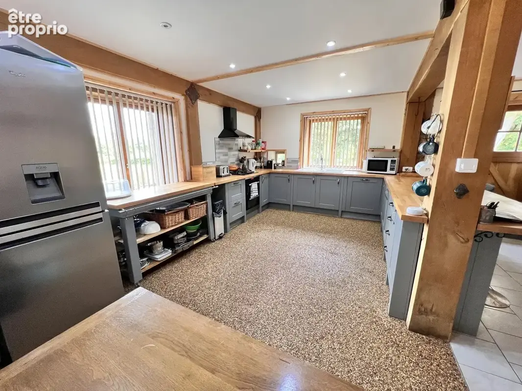 Propriété rénovée avec trois logements, située dans la campagne de l’Indre - photo 22