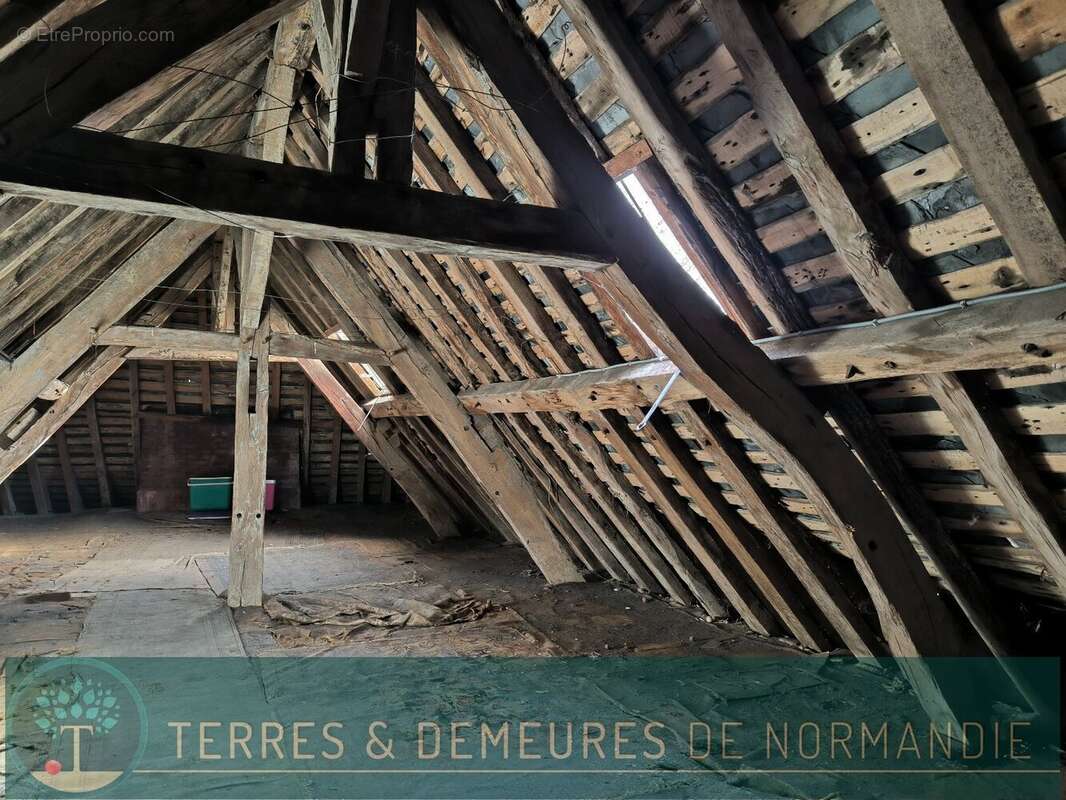 Maison à CORMEILLES