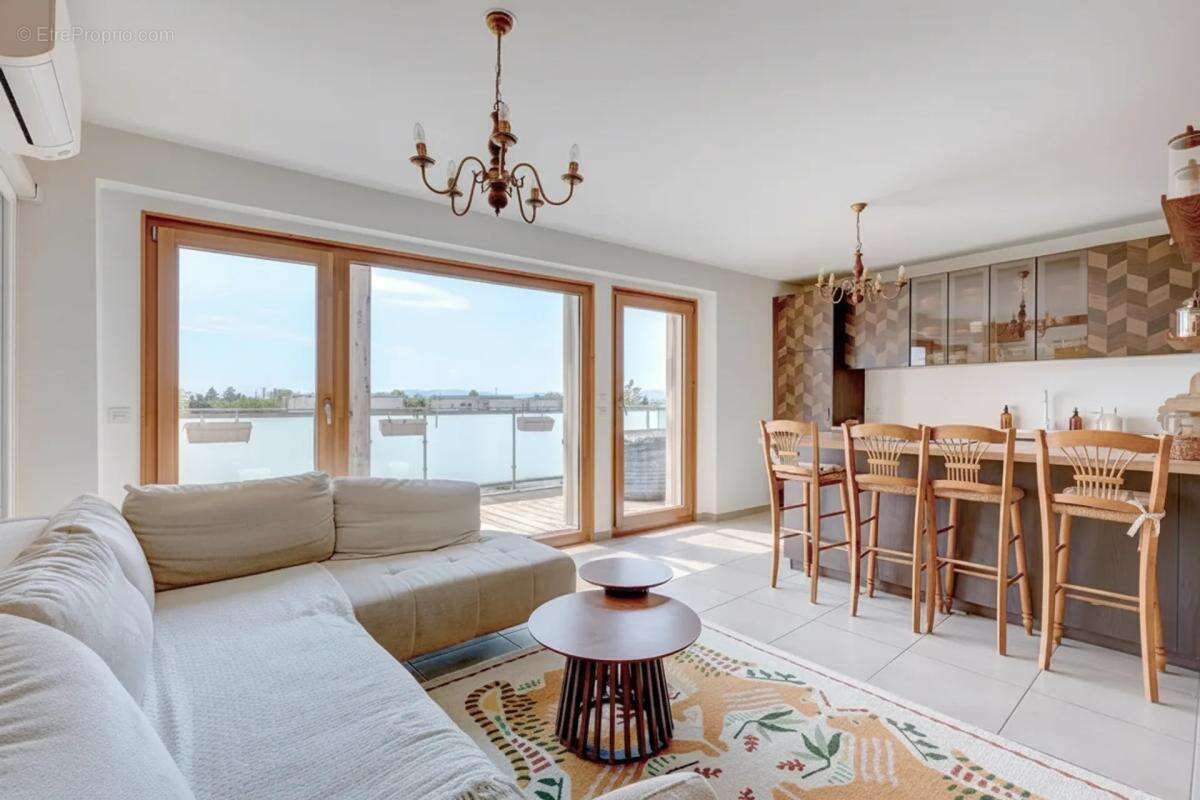 Appartement à SAINT-PRIEST