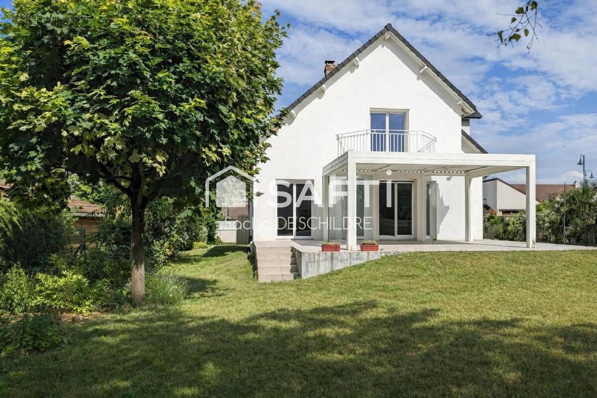 Photo 1 - Maison à BEZANNES