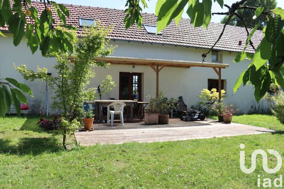 Photo 1 - Maison à JOUY-SOUS-THELLE
