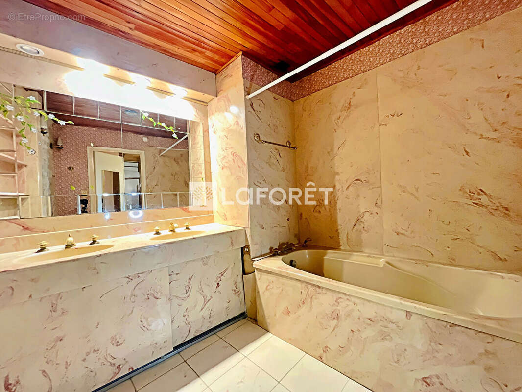 Maison à SAINT-AMOUR