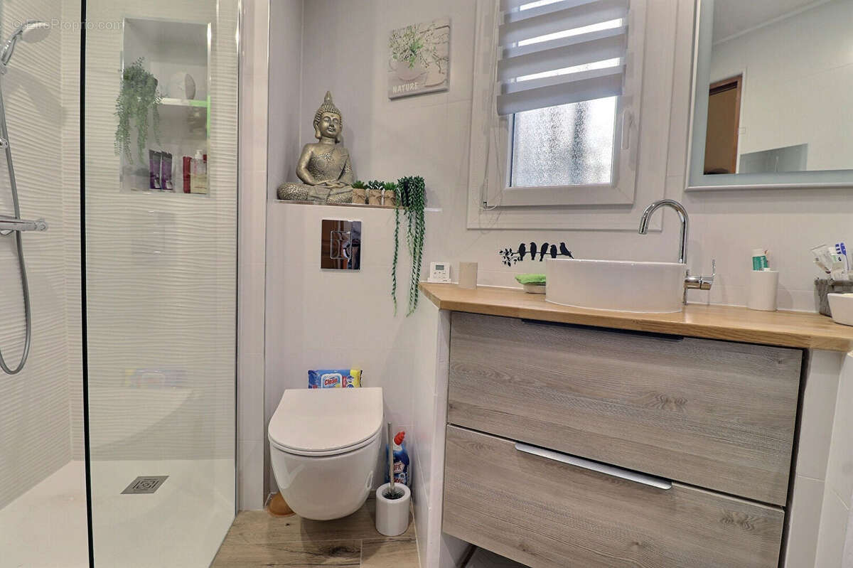 Maison à ROQUEBRUNE-SUR-ARGENS