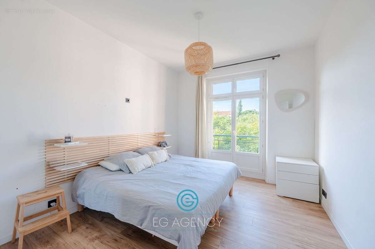 Appartement à MARSEILLE-9E