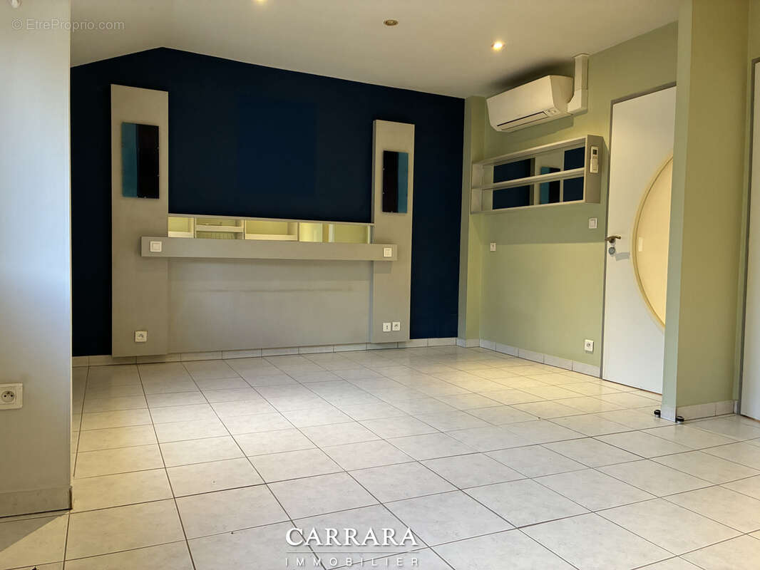 Appartement à ARS-SUR-MOSELLE