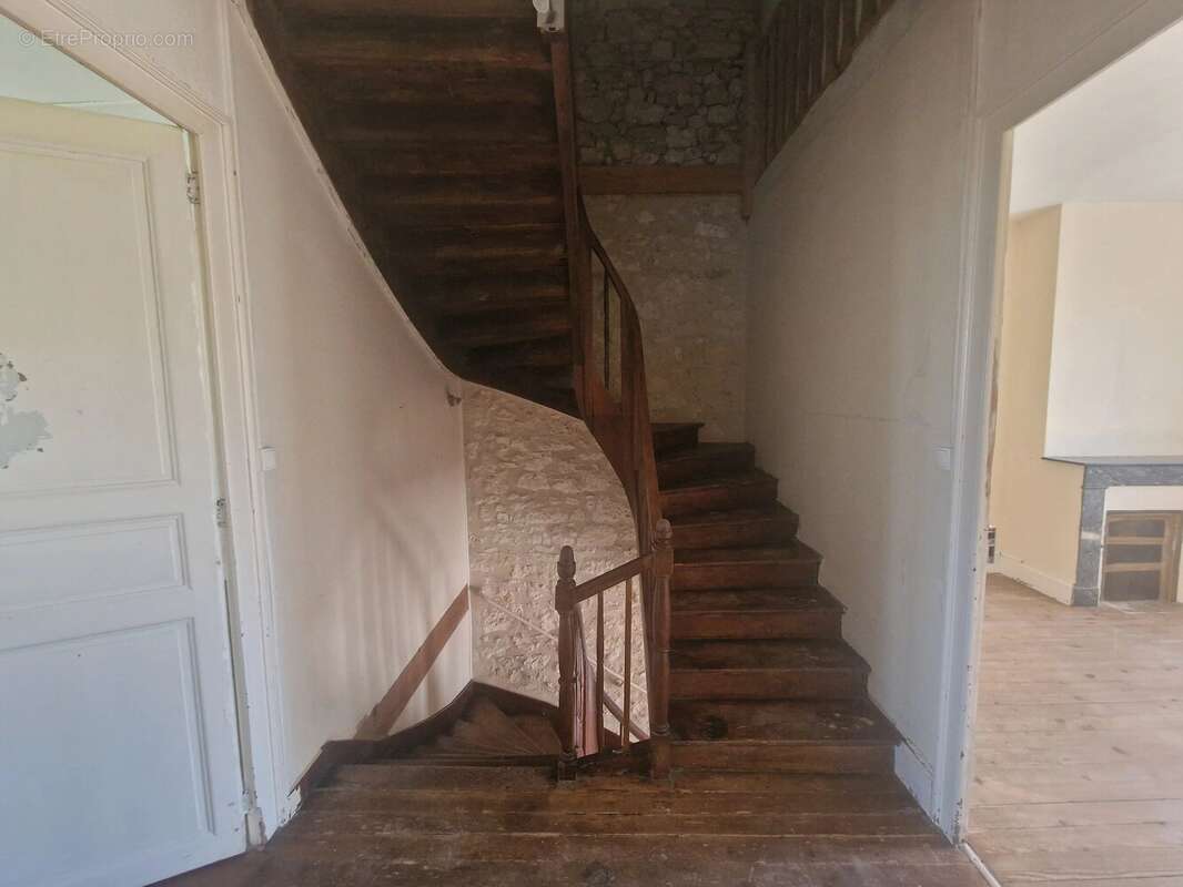 Charmante maison de village avec jardin au cœur d’une bastide dynamique - photo 9
