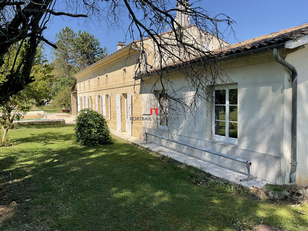 Maison à CEZAC