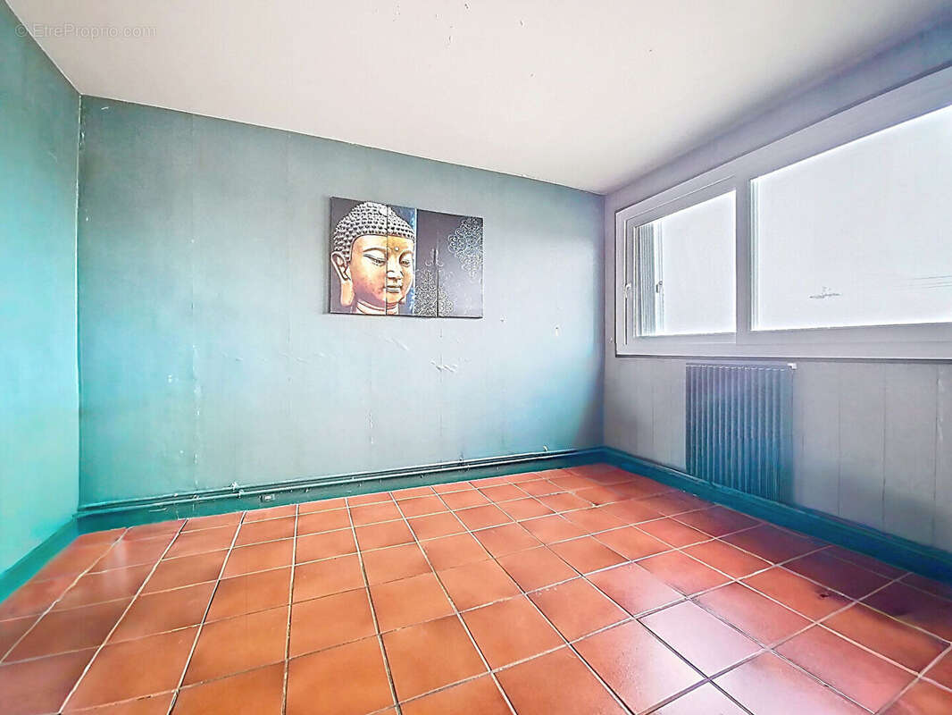 Appartement à LIMEIL-BREVANNES