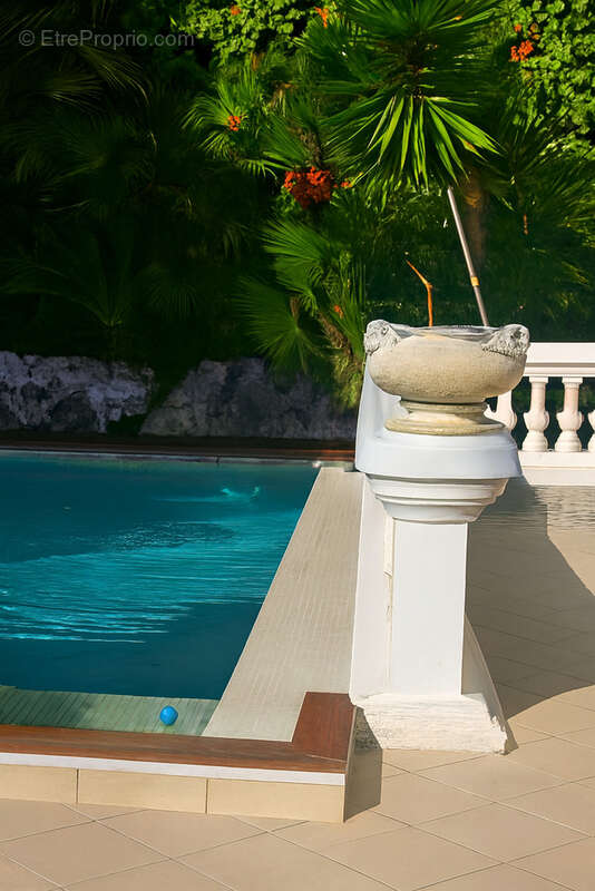 Maison à ROQUEBRUNE-CAP-MARTIN