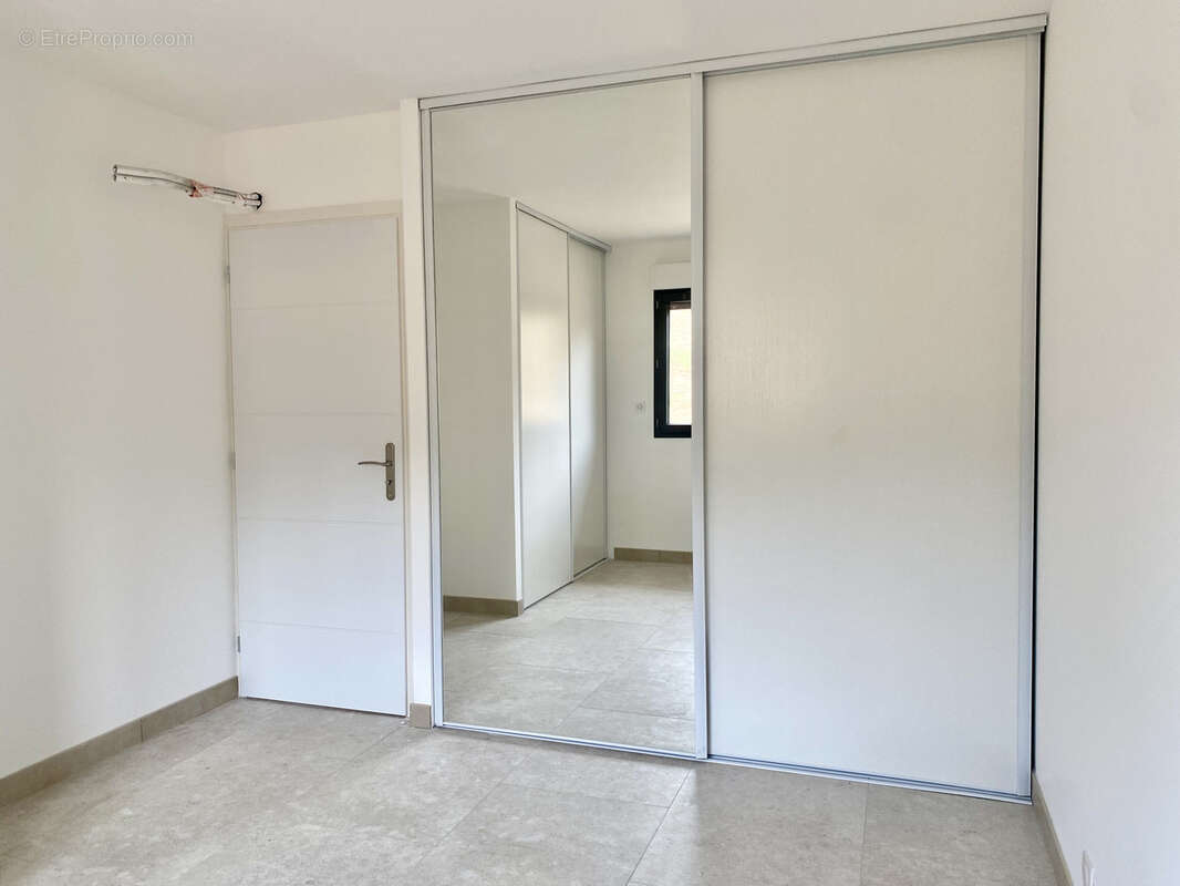 Maison neuve, trois chambres - sotta 20146 - photo 7