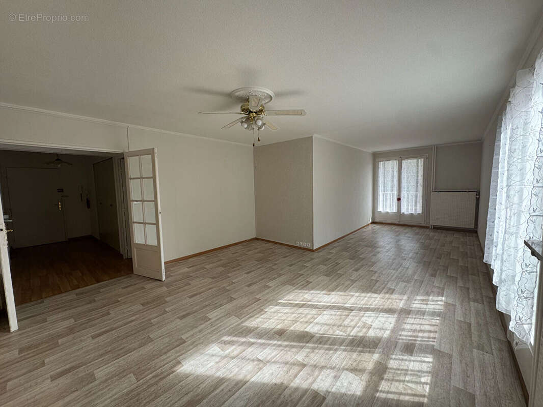 Appartement à LONS-LE-SAUNIER