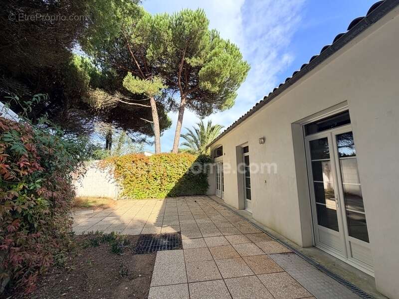 Maison à LE BOIS-PLAGE-EN-RE