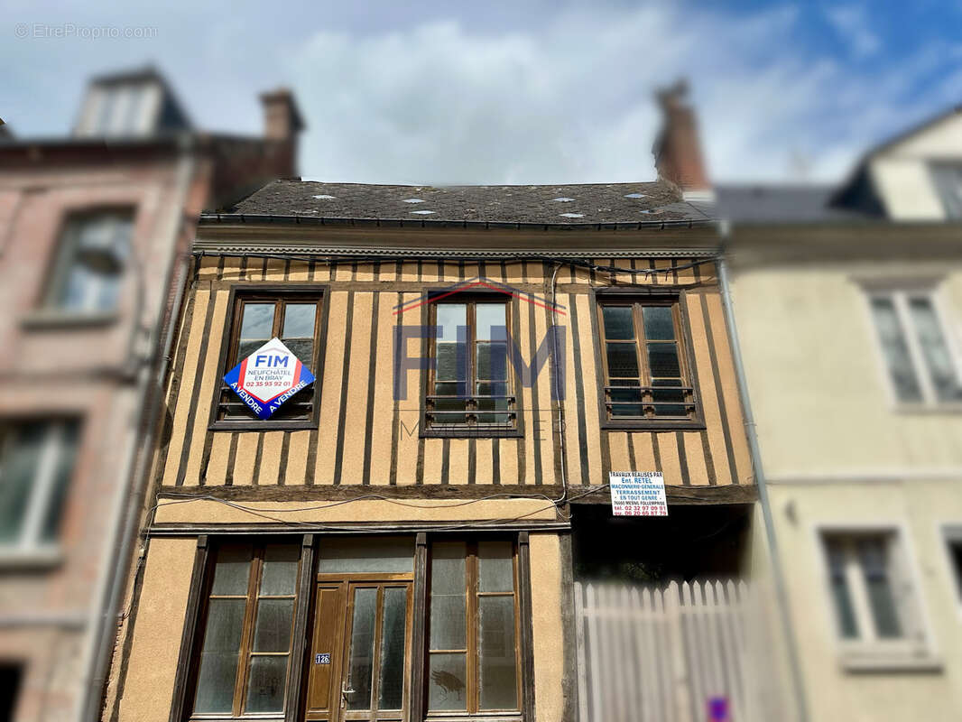 Maison à ENVERMEU