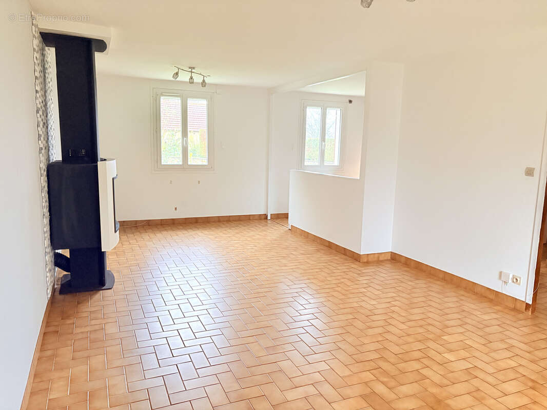 Maison à LE THIEULIN