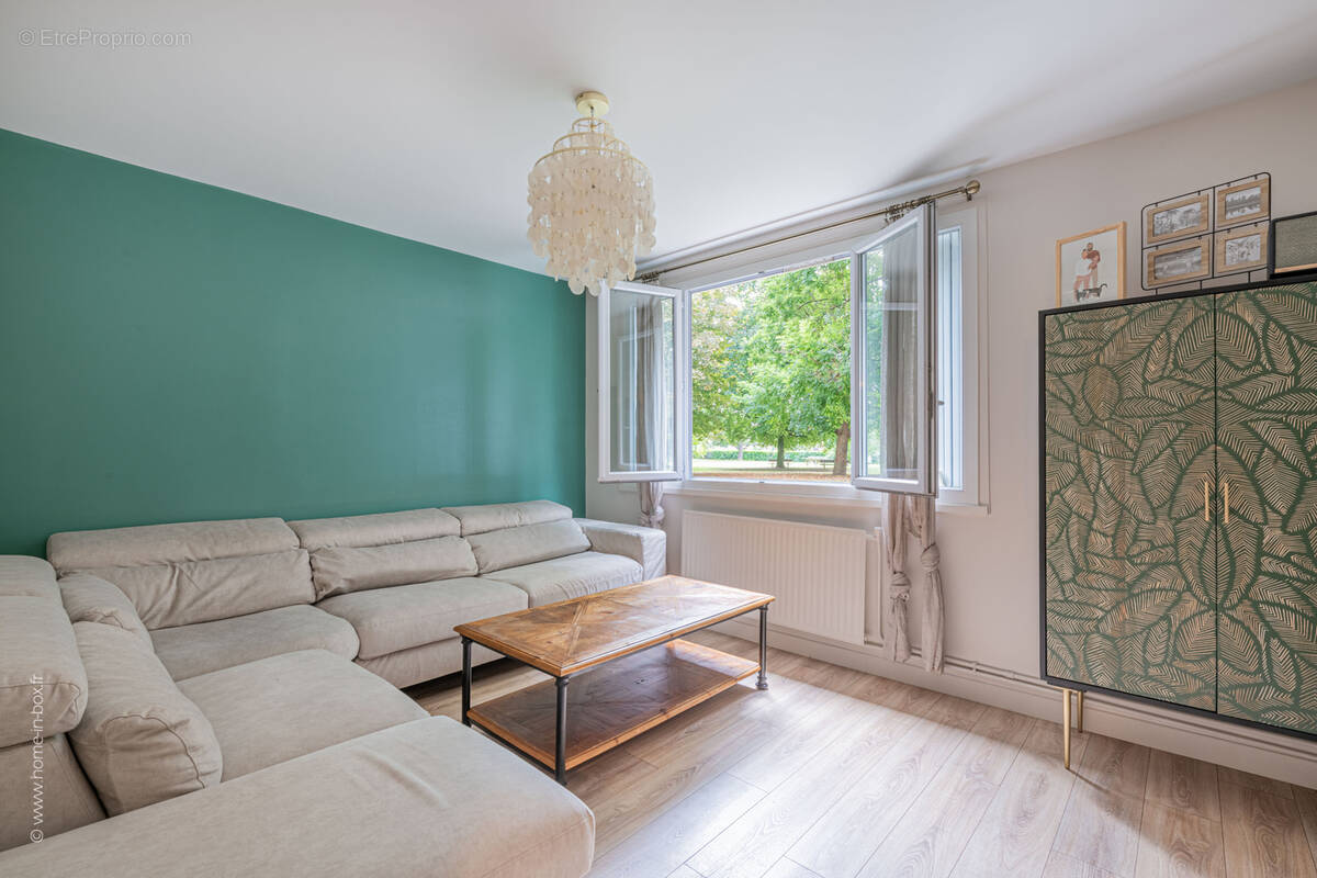 Commerce à JOINVILLE-LE-PONT