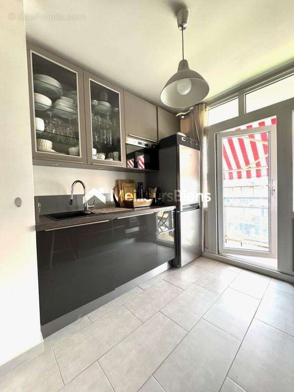 Appartement à LIVRY-GARGAN