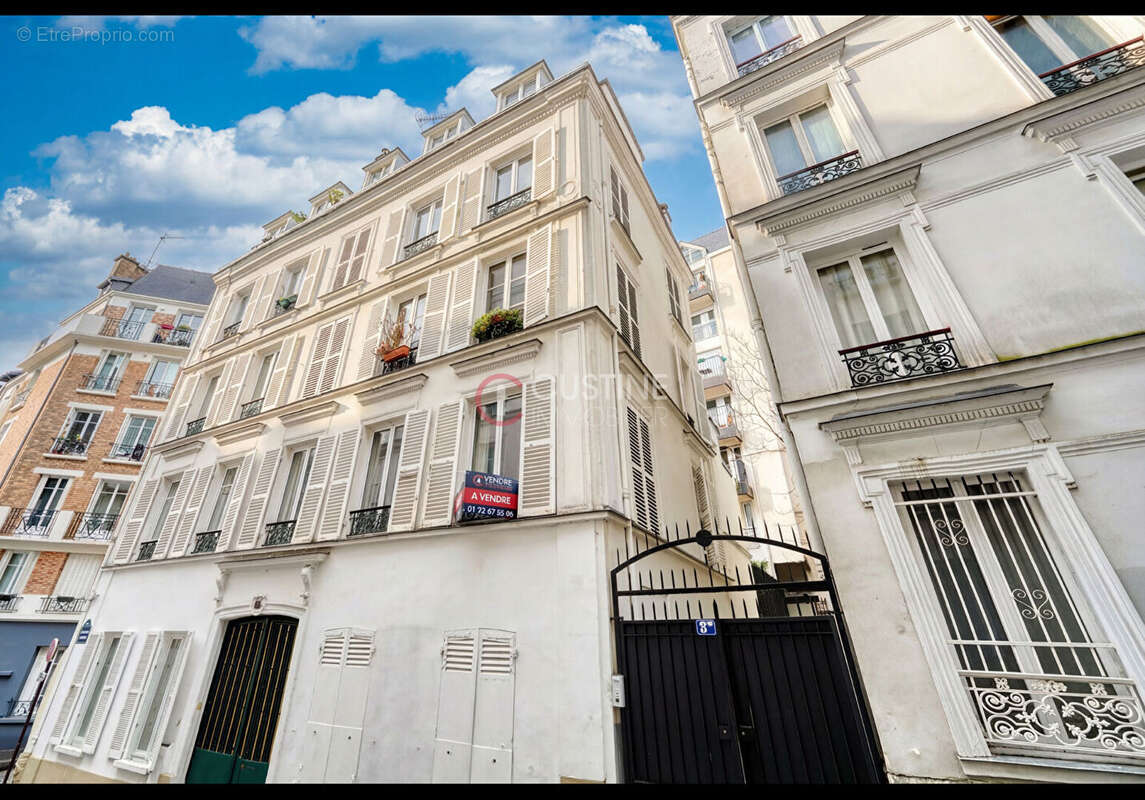 Appartement à PARIS-18E
