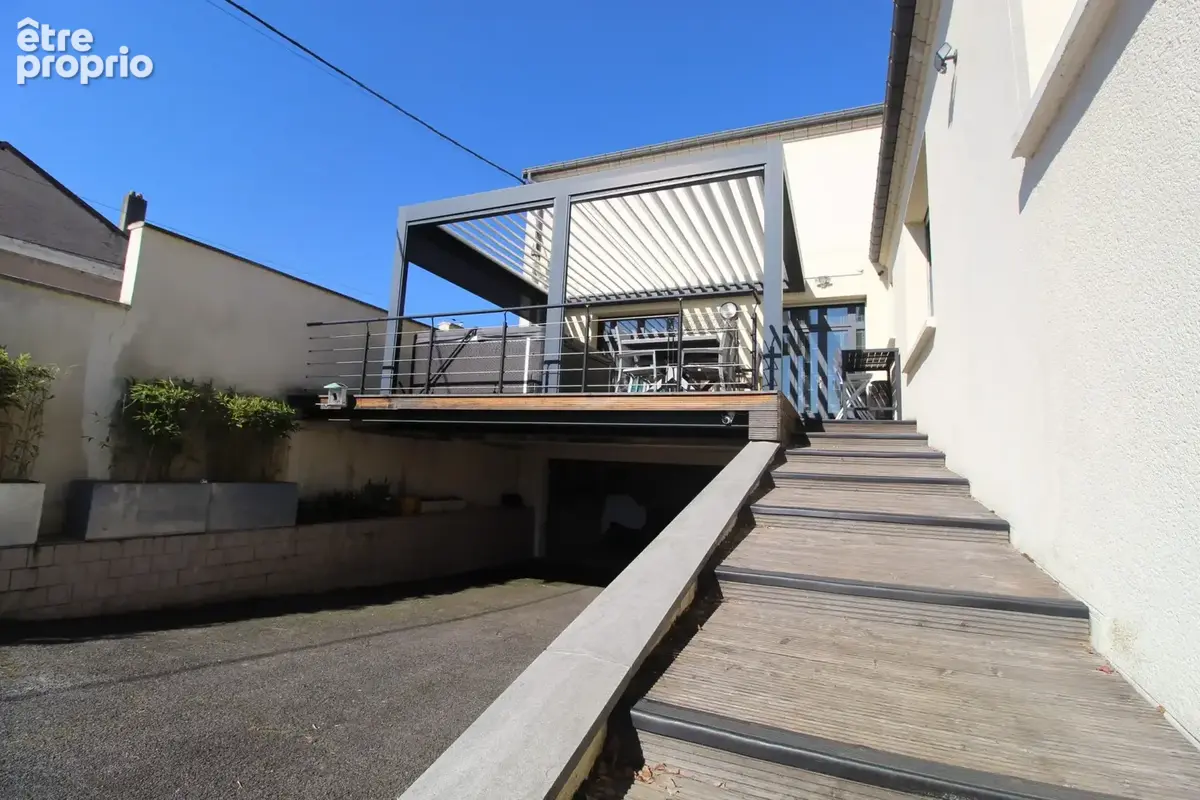 Maison 8 pièces 257 m² à vendre à Commercy (55200) - photo 2