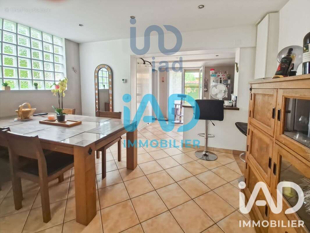 Photo 8 - Maison à MONTFERMEIL