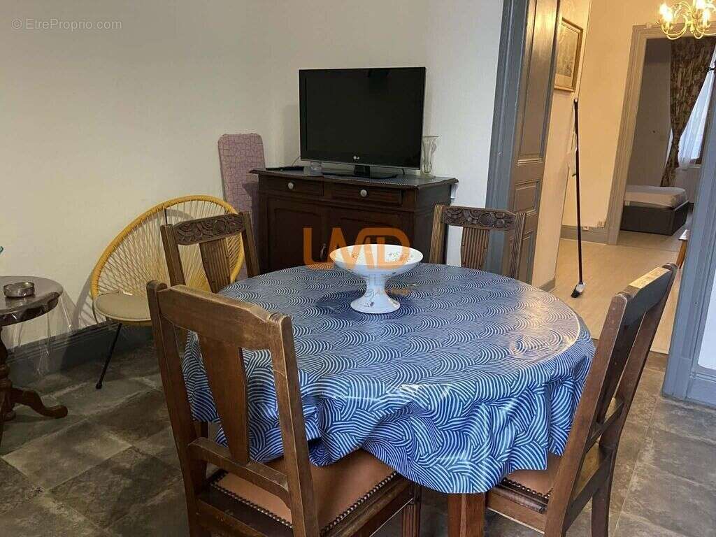 Appartement à DECAZEVILLE