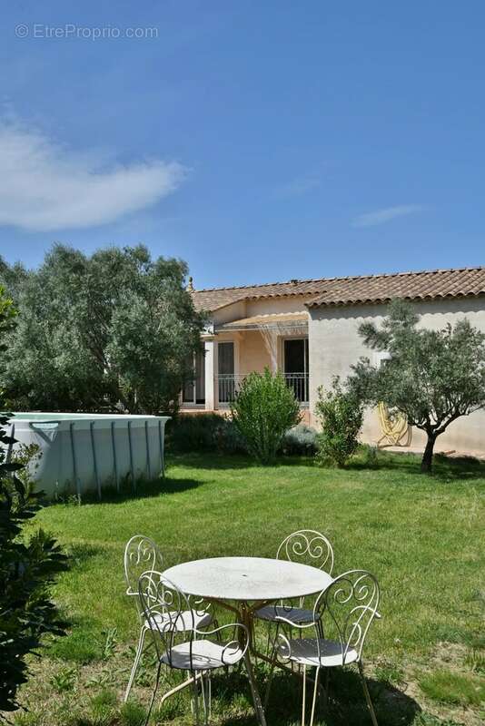 Maison à UZES