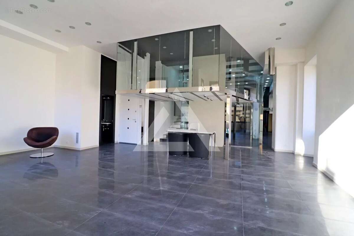 Appartement à BEAUSOLEIL