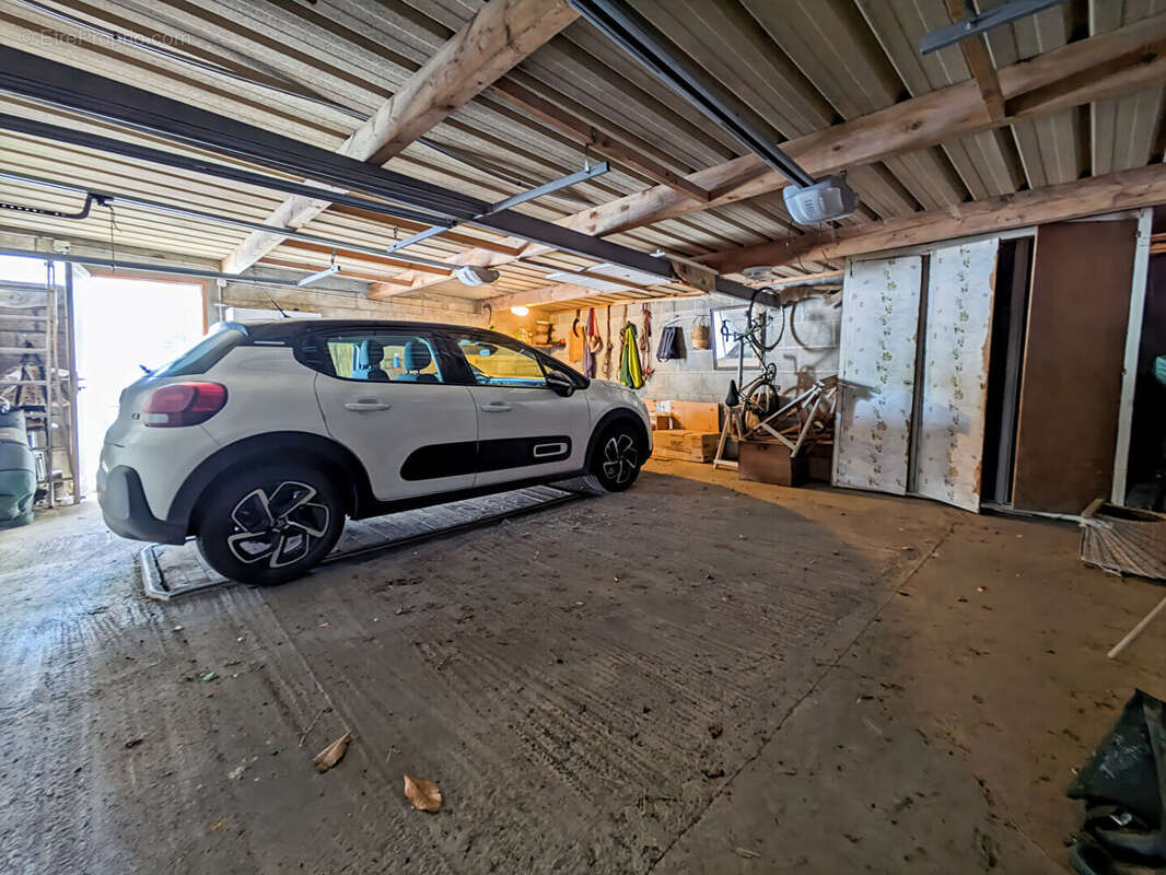 Maison à DOL-DE-BRETAGNE