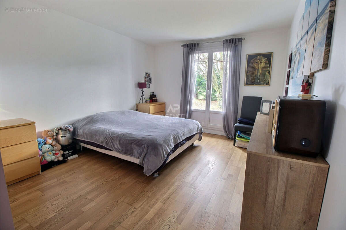 Maison Vernouillet 7 pièce(s) 180 m2 - photo 8