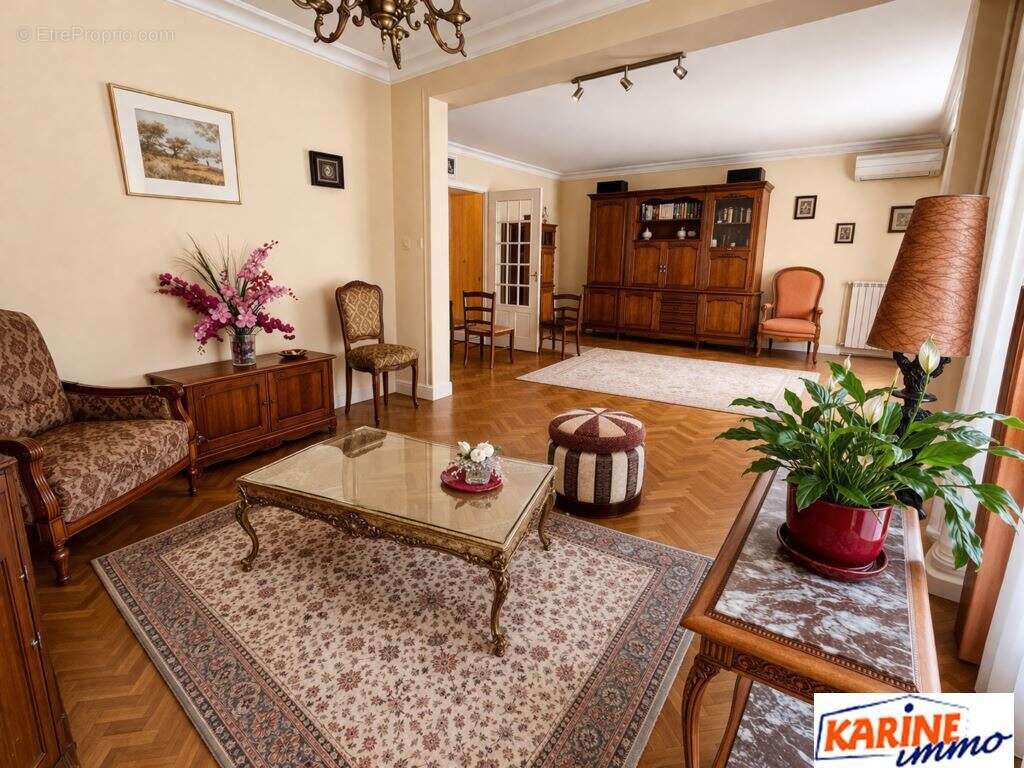 Appartement à FONTAINES-SUR-SAONE