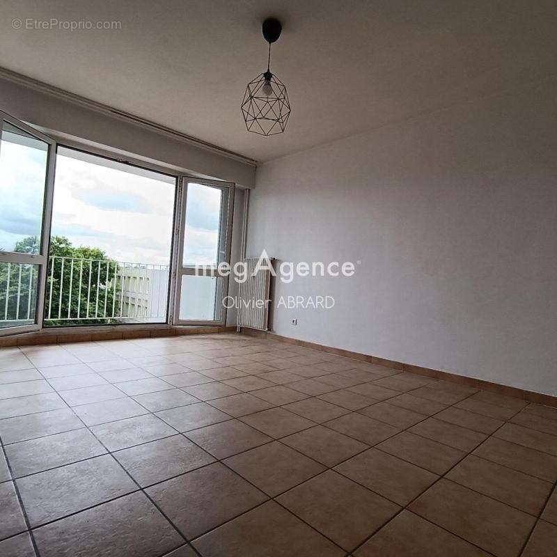 T3 66m2 lumineux ideal premier achat - photo 3
