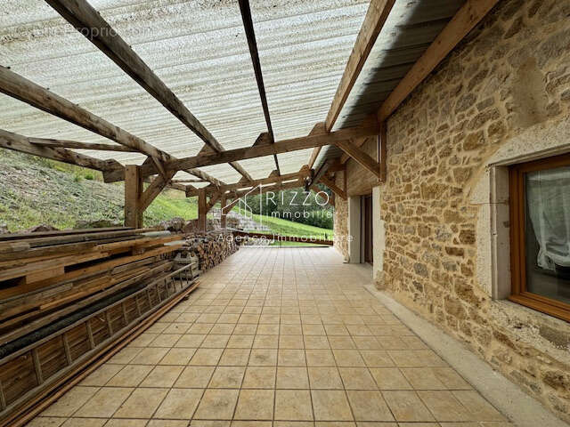 Ancien moulin au Retord - photo 15