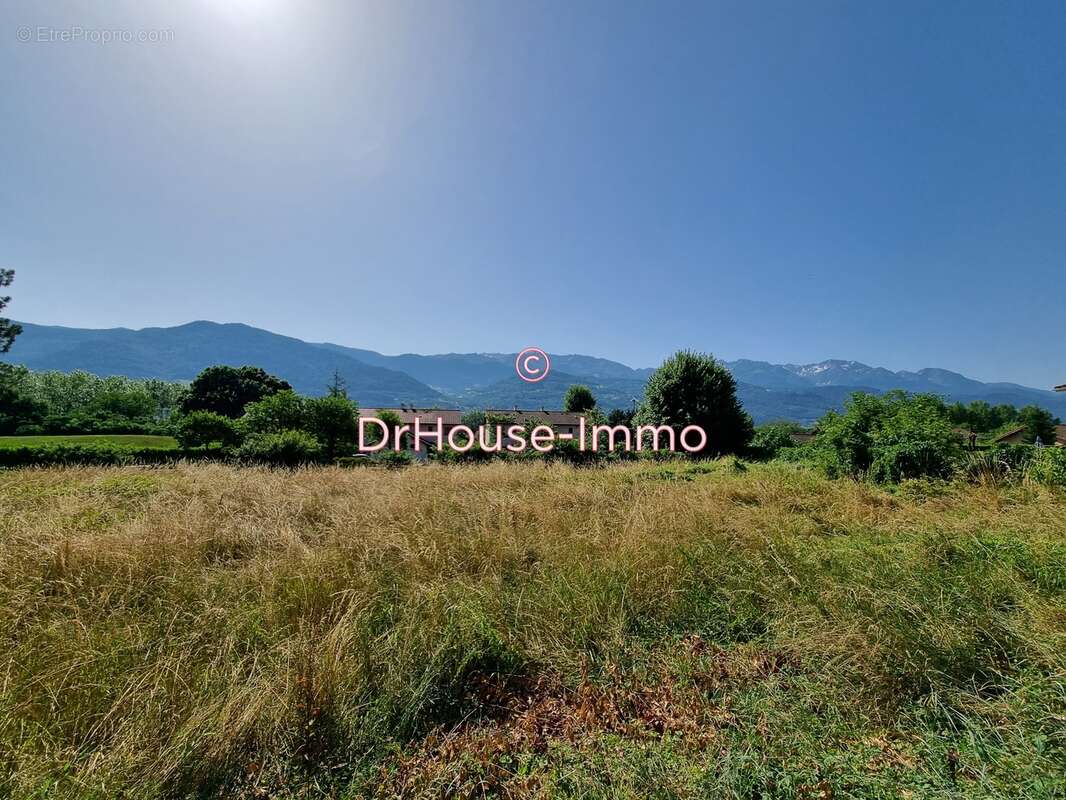 Maison à LA TERRASSE