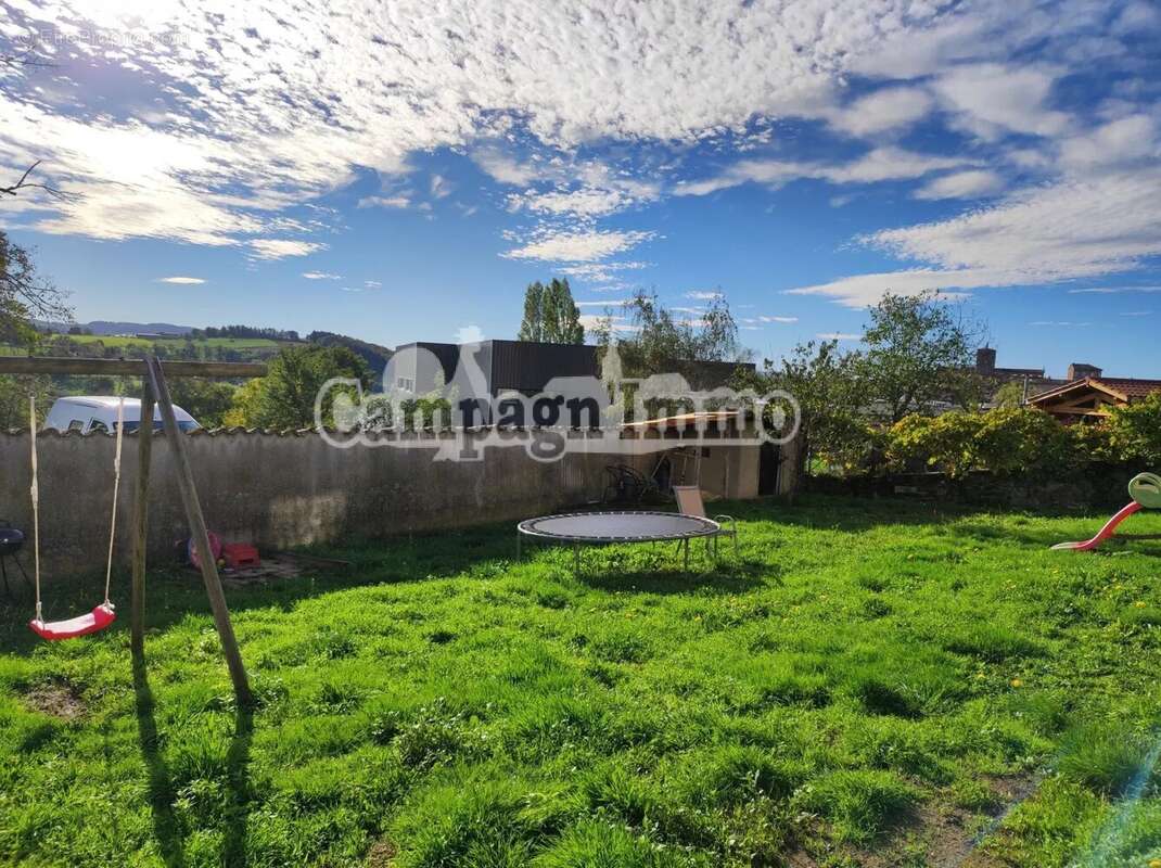 Maison à HAUTE-RIVOIRE