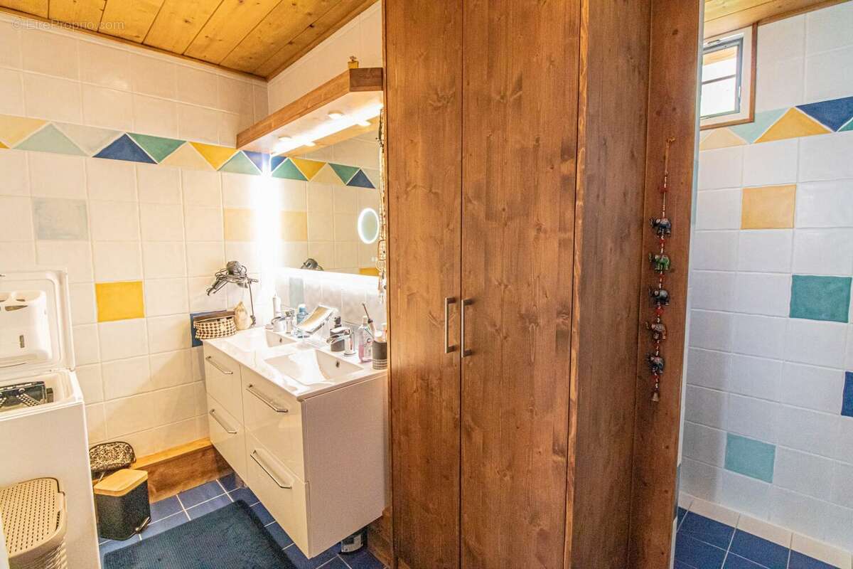 Appartement à SAINT-GERVAIS-LES-BAINS