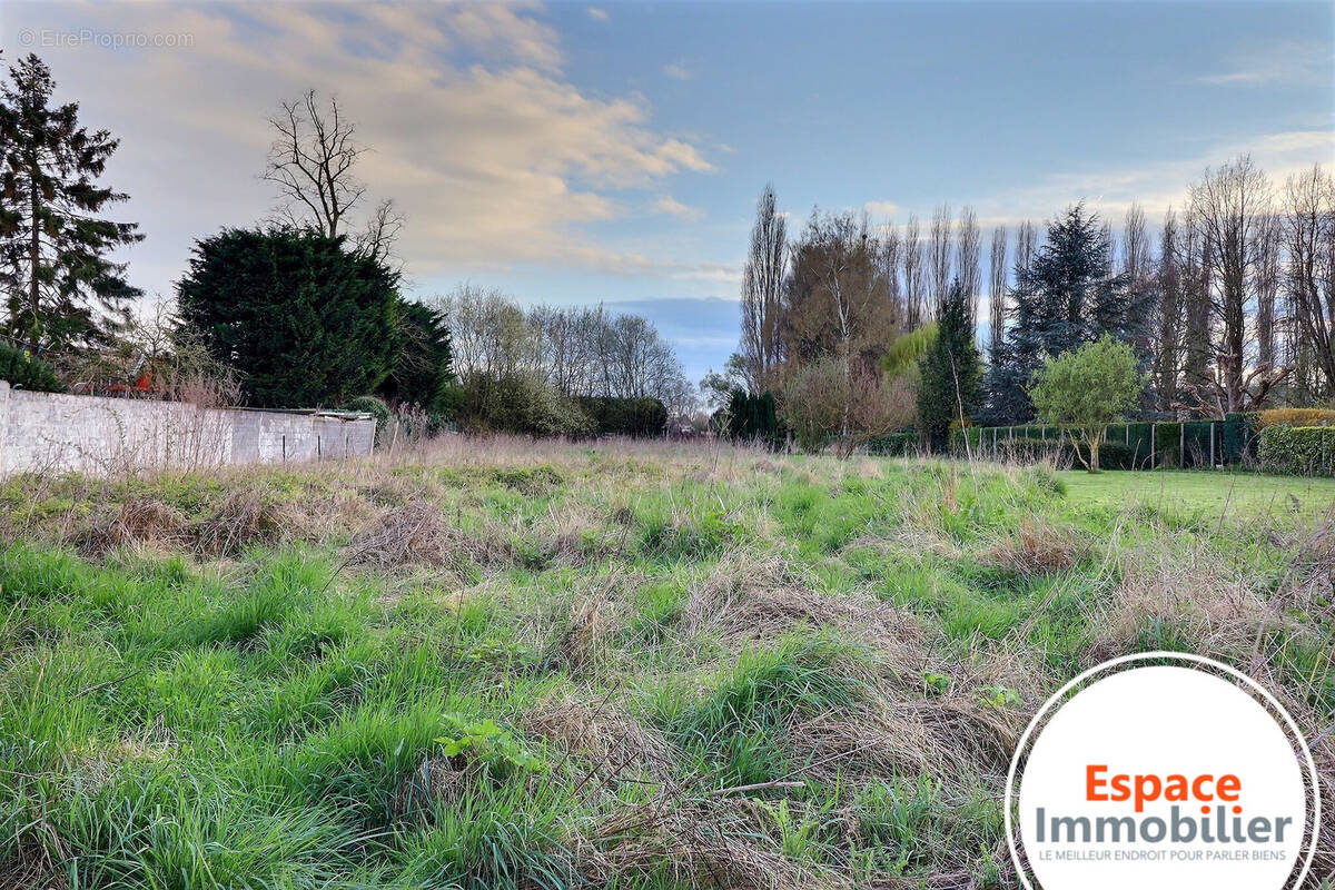 Terrain à BOUCHAIN