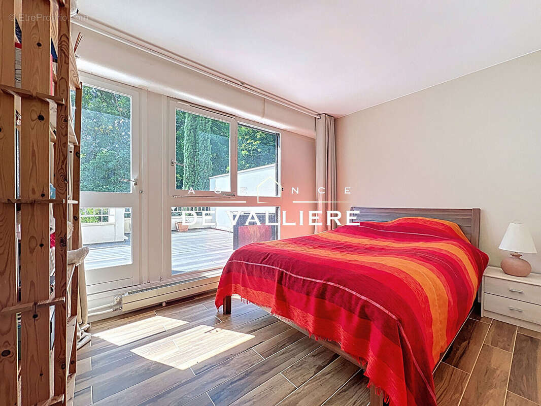 Appartement à NANTERRE