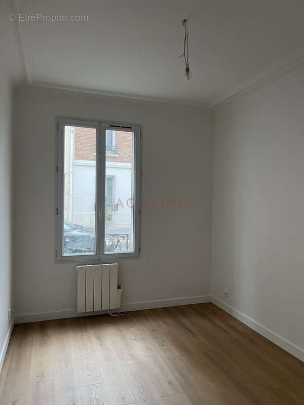 Appartement à PARIS-14E