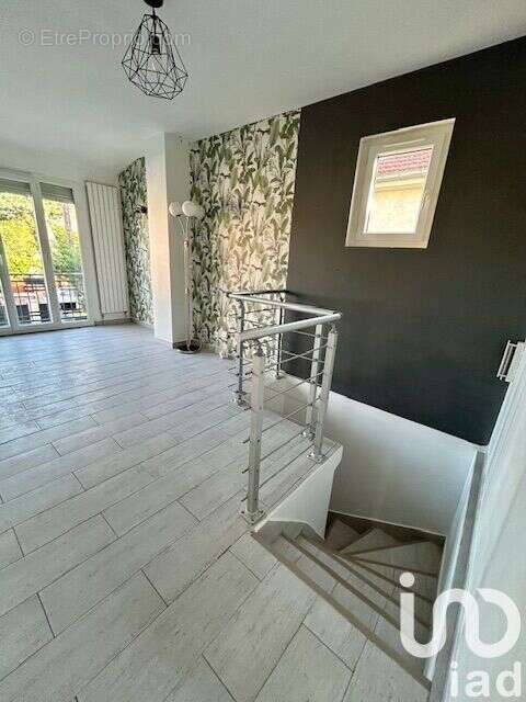 Photo 3 - Maison à VILLECRESNES