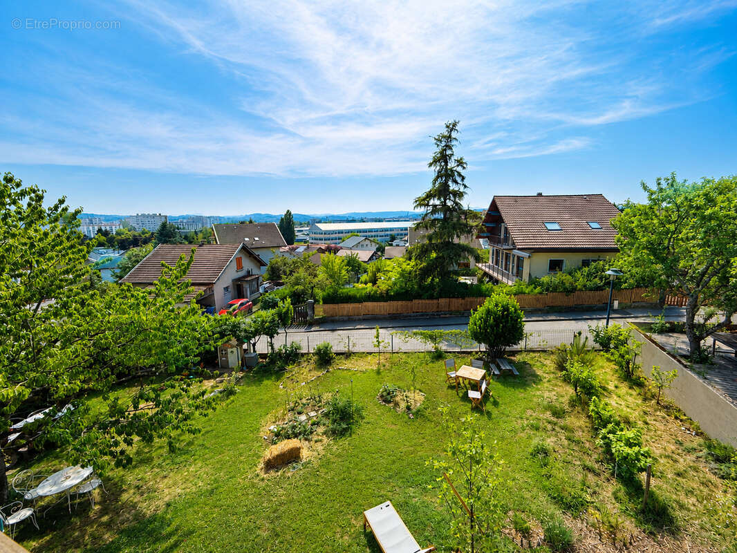 Appartement à ANNECY-LE-VIEUX